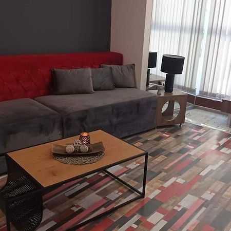Boutique Apartment Plovdiv Bagian luar foto