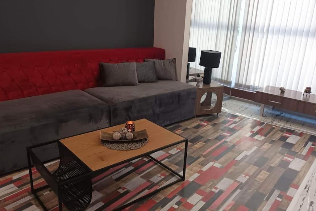 Boutique Apartment Plovdiv Bagian luar foto